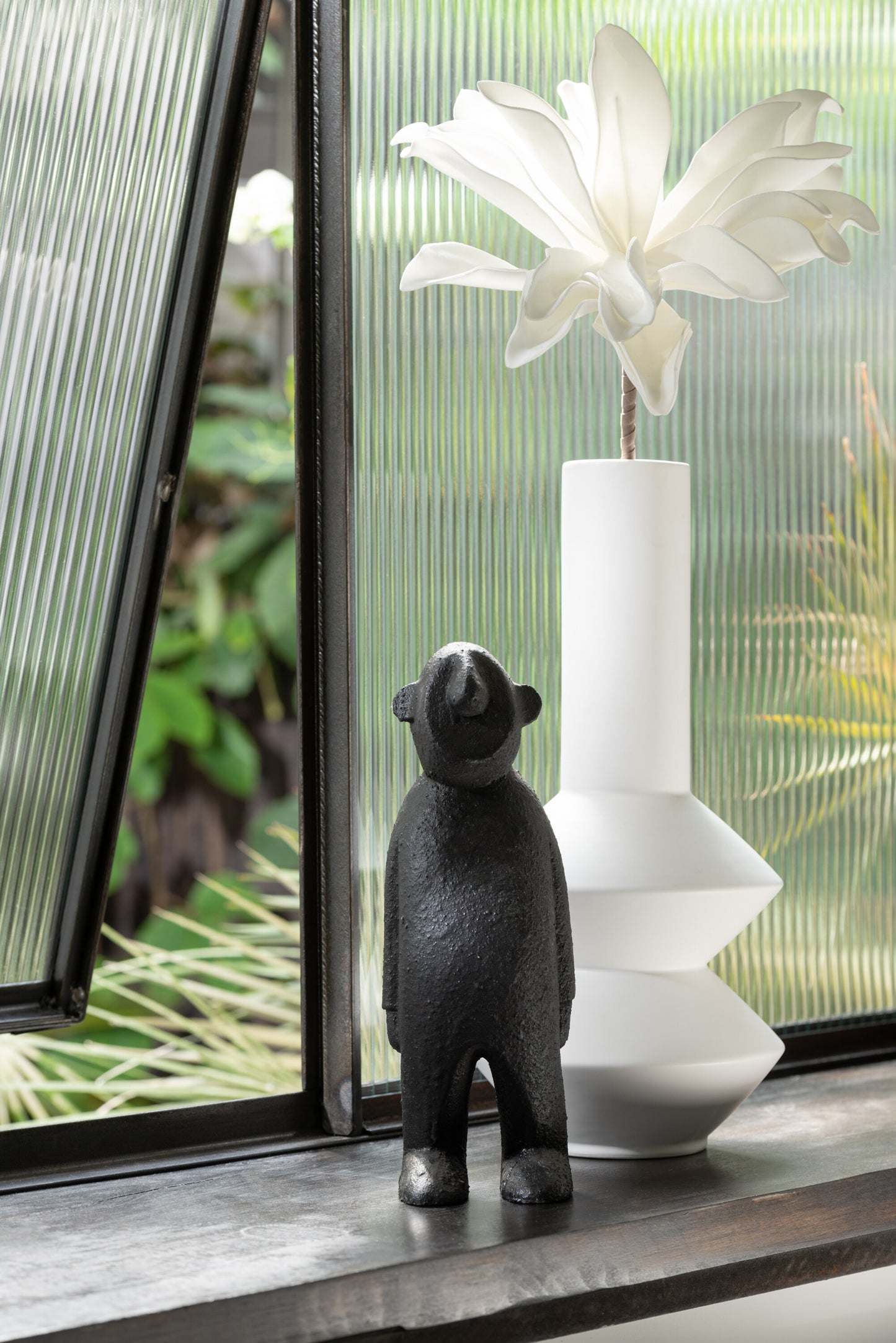 Beeldje Ngurah Hout Zwart Small