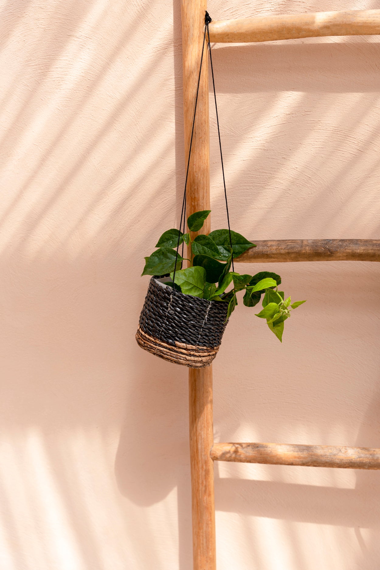 De Banana Leaf Planthanger - Naturel Zwart