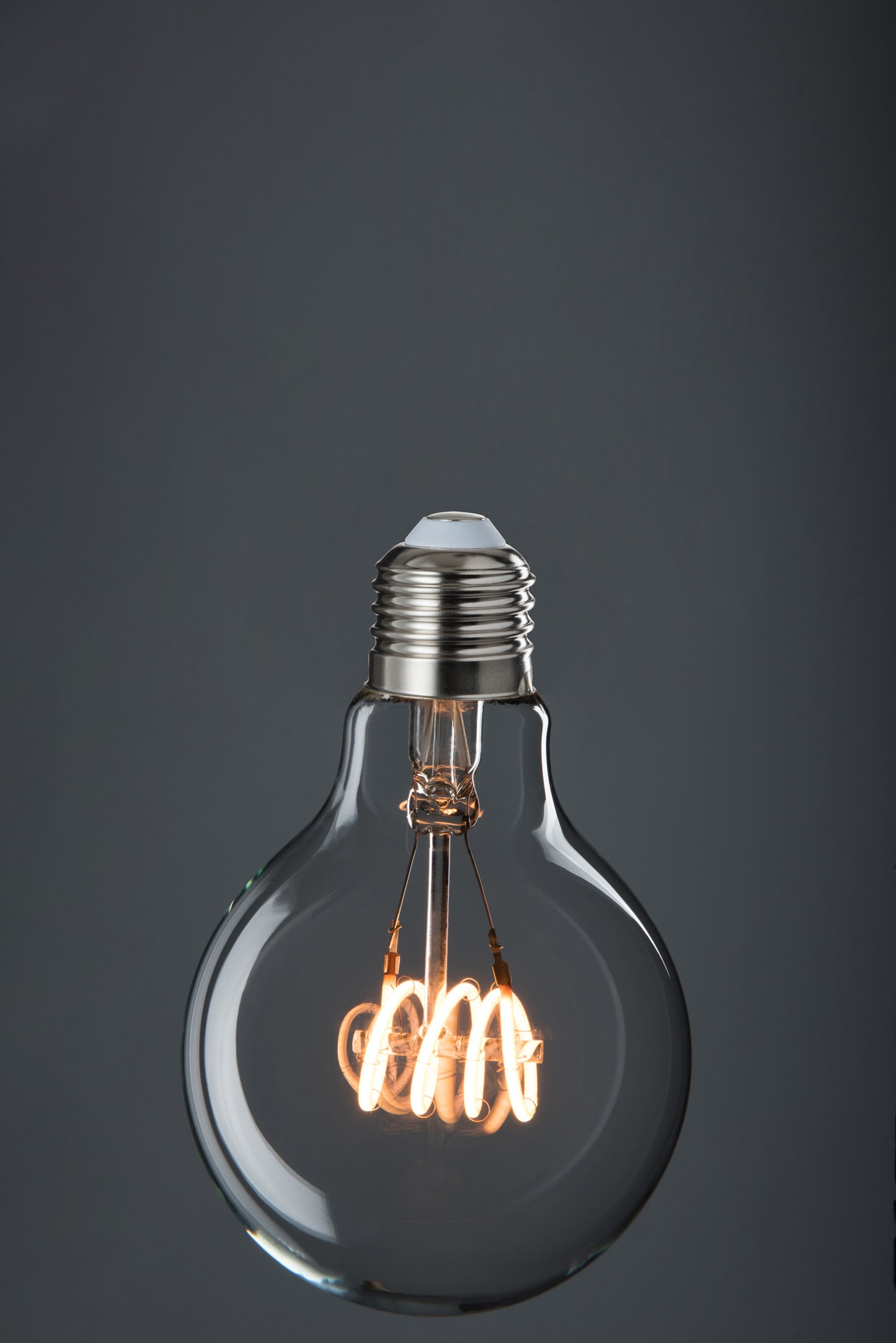Ampoule led g80 Quad Loop e27