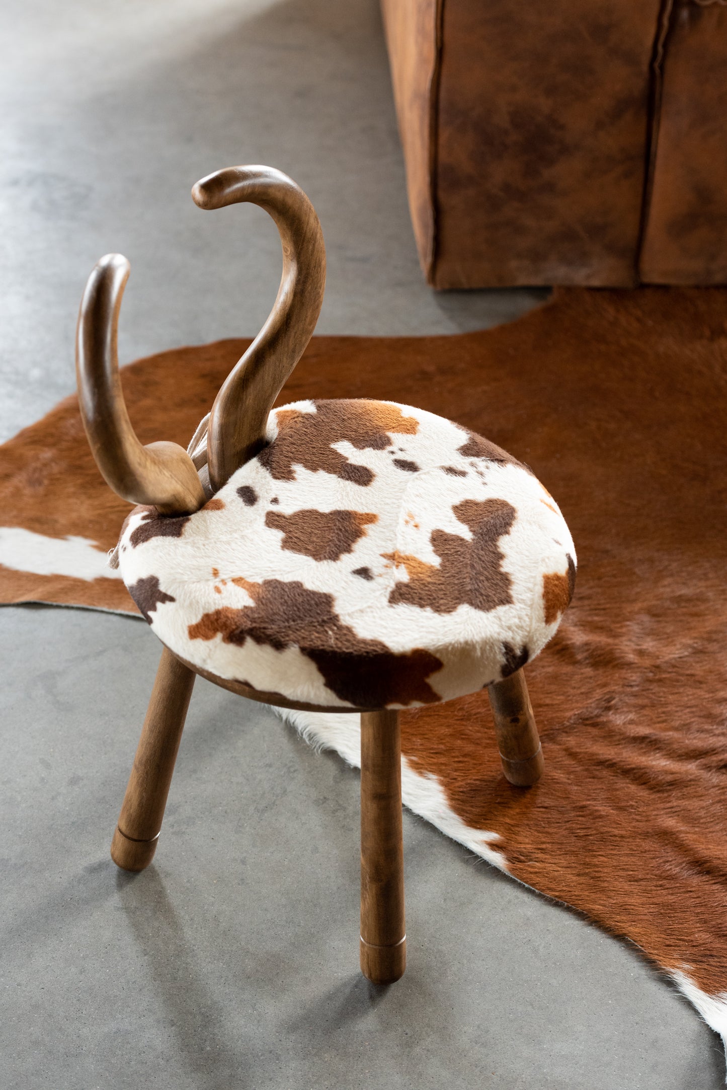 Chair Ear Cow Wood Brown 